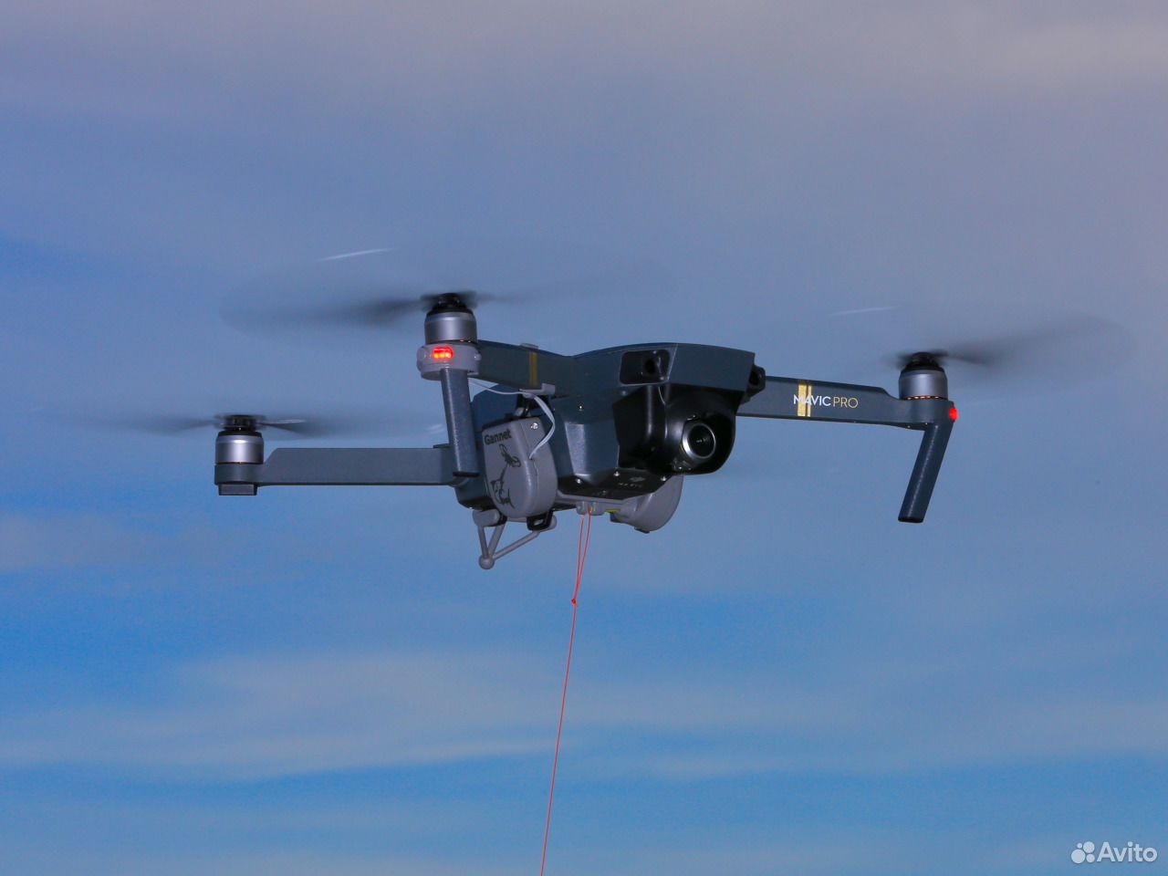 Квадрокоптер для сброса груза. Дроны с грузом. Система сброса mavic 3. Квадрокоптер для сброса груза. Квадрокоптер подарок.