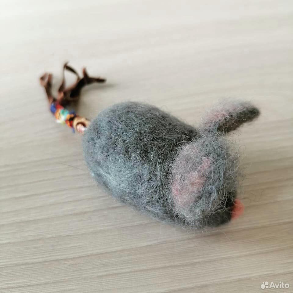 Игрушка-мышка для кошки, валяная из шерсти купить на Зозу.ру - фотография № 2