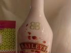 Ликер Baileys Strawberries & Cream 0,7 объявление продам