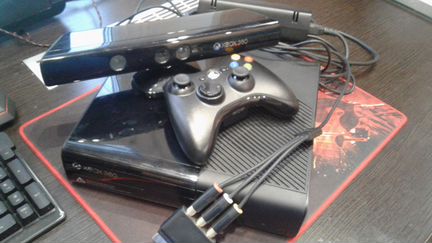 Xbox 360 с кинектом 500gb