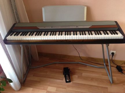 Цифровое пианино korg SP-250