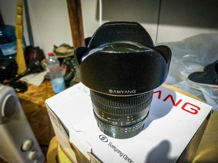 Объектив Samyang 14 mm f 2.8 Nikon