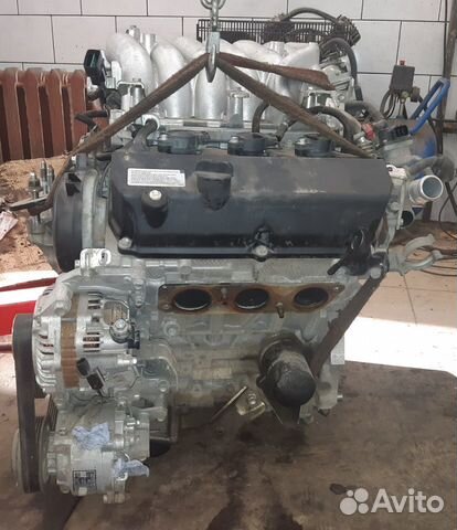 Двигатель Mitsubishi 6B31 в разборе