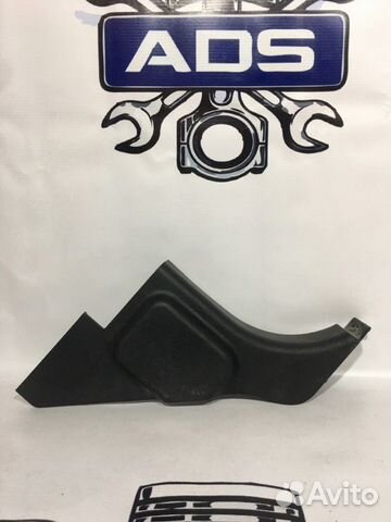 Накладка на стойку передняя правая Ssangyong