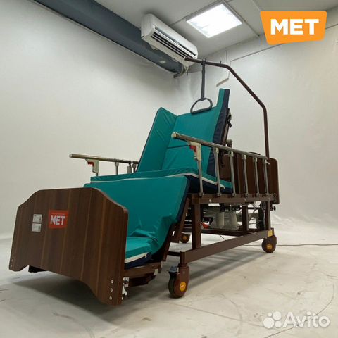 Электрическая медицинская кровать MET Revel L