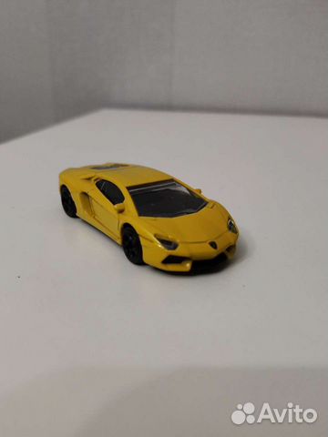 Модель машины. Lamborghini Aventador. 1:64
