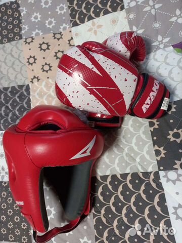 Шлем и перчатки детские