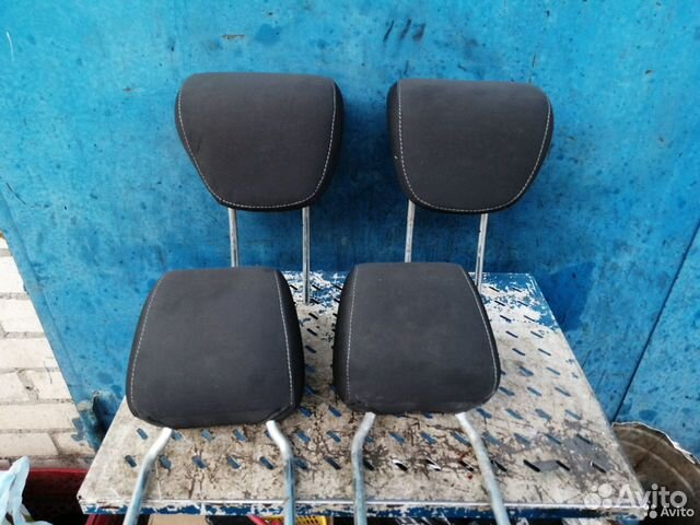 Подголовник сидения Ford Focus 3