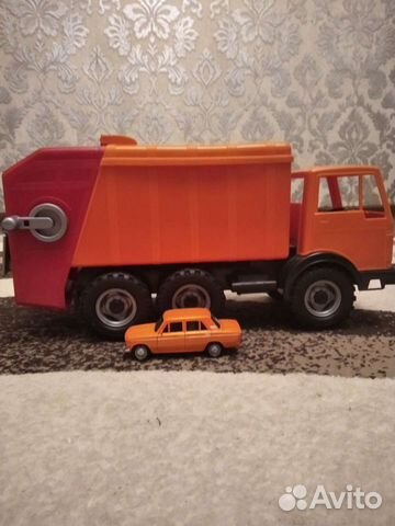 Машина детская