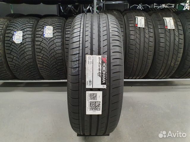 Yokohama BluEarth-A AE-51A 215/45 R17
