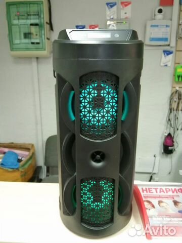 Мощная беспроводная колонка с пультом Speaker