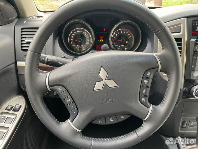 Mitsubishi Pajero 3.0 AT, 2021, 15 км