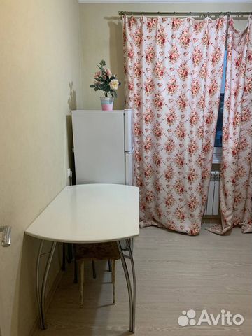 

1-к. квартира, 38 м², 4/10 эт.