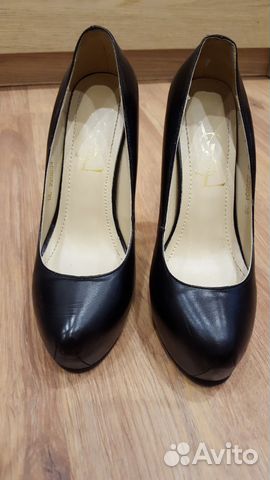 Туфли Yves Saint Laurent Туфли Yves Saint Laurent