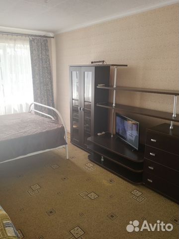 

1-к. квартира, 32 м², 4/5 эт.