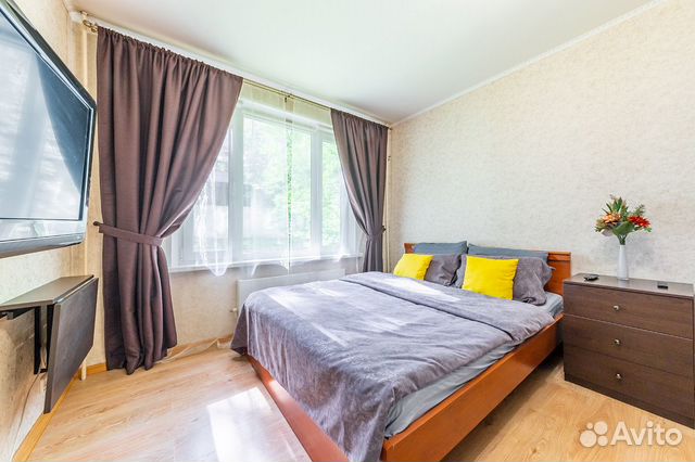 

1-к. квартира, 33 м², 1/9 эт.