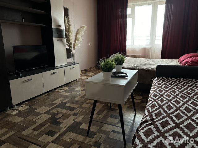 

1-к. квартира, 42 м², 2/15 эт.