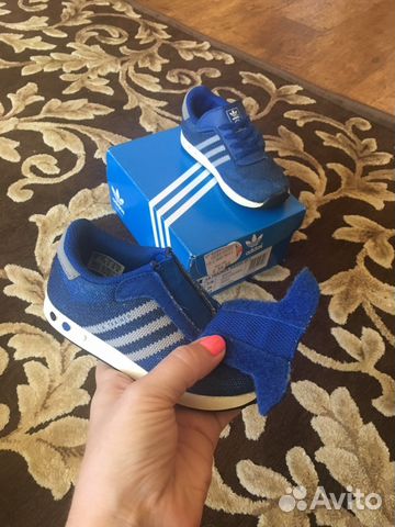 Кроссовки Adidas Кроссовки Adidas