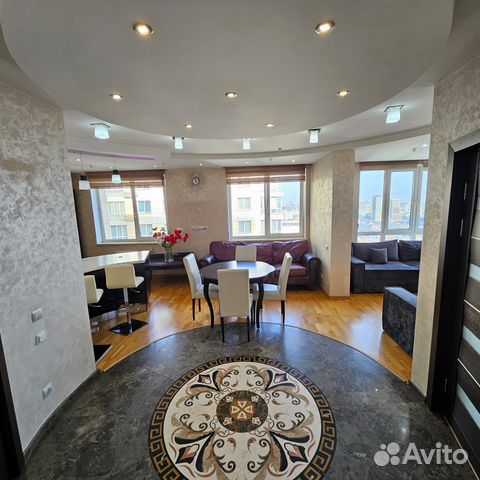 

2-к. квартира, 124 м², 27/40 эт.