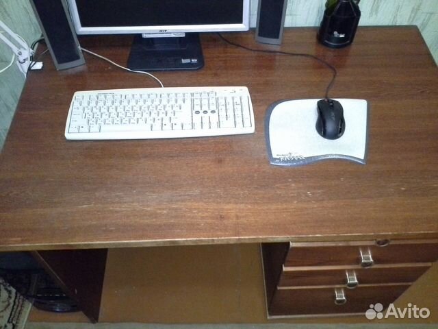 Стол письменный Стол письменный