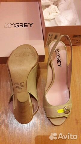 Босоножки новые grey MER