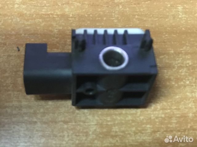 Датчик удара AIR BAG Freelander 2 Land Rover