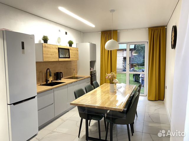 

4-к. коттедж, 140 м²
