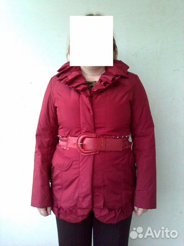 Куртка нейлоновая красная, под пояс (XL). Сост.отл Куртка нейлоновая красная, под пояс (XL). Сост.отл