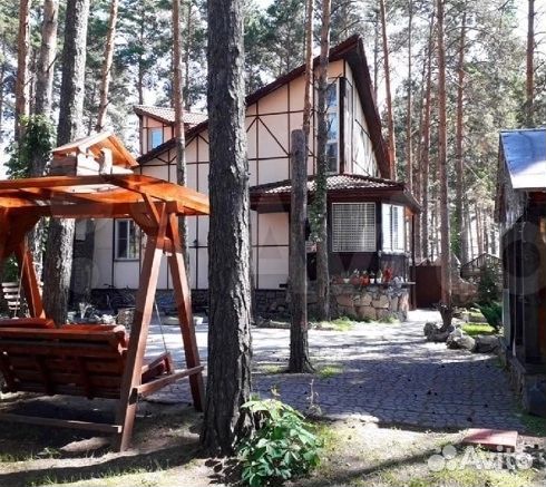 

5-к. коттедж, 300 м²