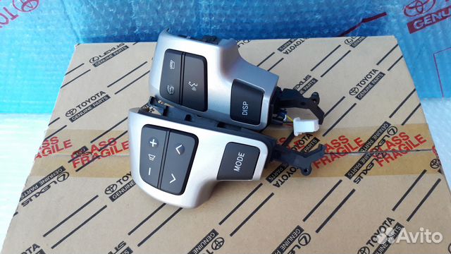 Кнопки руля Toyota Land Cruiser 200 2012-2015 Кнопки руля Toyota Land Cruiser 200 2012-2015