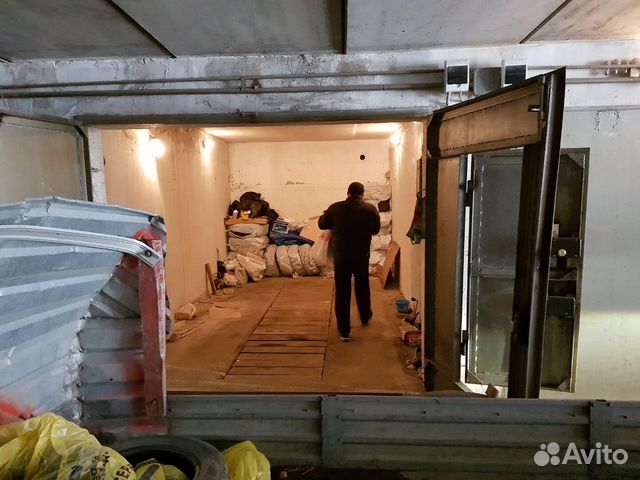 Гараж, > 30 м² Гараж, > 30 м²