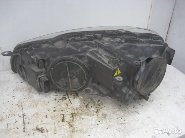 Фара правая VW Golf VI с 2009 года Фара правая VW Golf VI с 2009 года