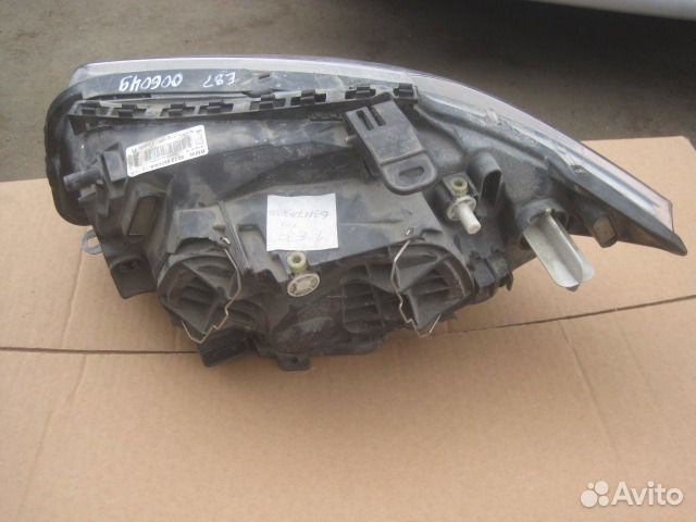 Фара правая BMW 1-серия E87/E81 Фара правая BMW 1-серия E87/E81