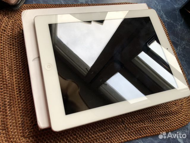iPad 64 Gb Silver Wi-Fi + Sim model A1430 iPad 64 Gb Silver Wi-Fi + Sim model A1430