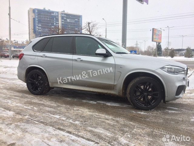 черный bmw x5