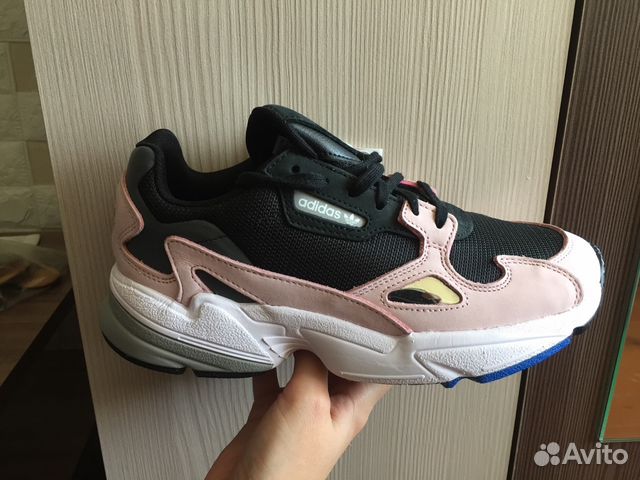 Кроссовки Adidas Originals Falcon Кроссовки Adidas Originals Falcon