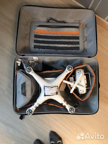 Квадрокоптер DJI Phantom 3 Advanced Квадрокоптер DJI Phantom 3 Advanced