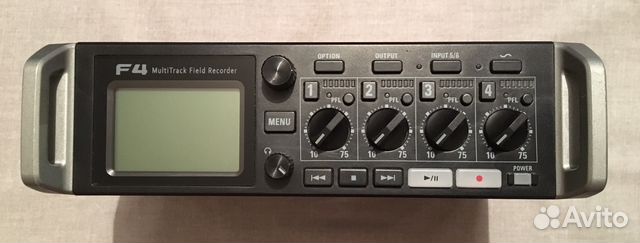 Рекордер Zoom F4