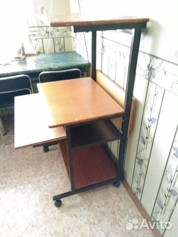 Стол компьютерный универсальный