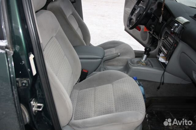 Подлокотник для Volkswagen Passat B5 Подлокотник для Volkswagen Passat B5