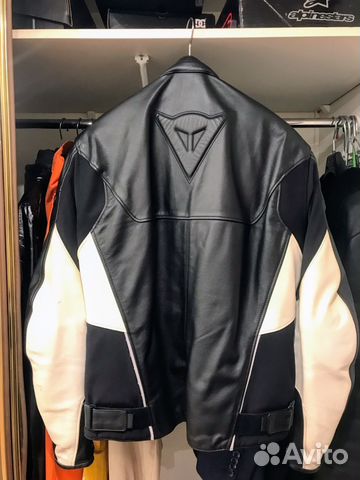 Мотокуртка кожаная Dainese Cage размер 54 Мотокуртка кожаная Dainese Cage размер 54