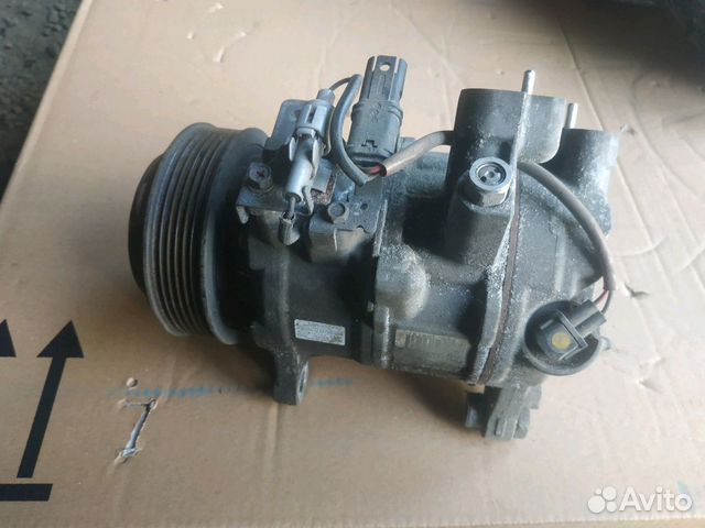 Компрессор кондиционера Bmw F20 F30 2.0 дизель Компрессор кондиционера Bmw F20 F30 2.0 дизель