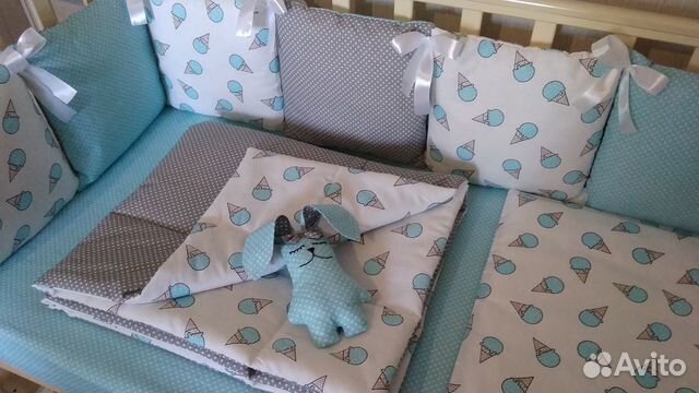 Комплект в кроватку с бортиками 12 предметов