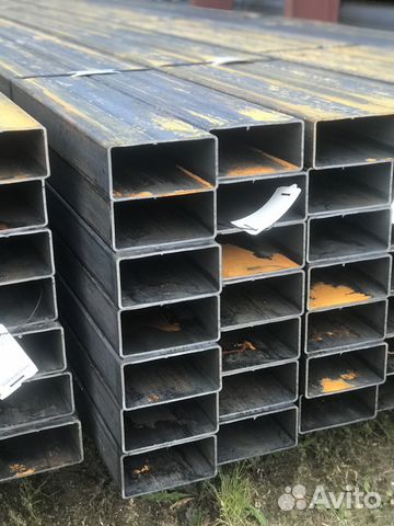 Труба профильная металлическая