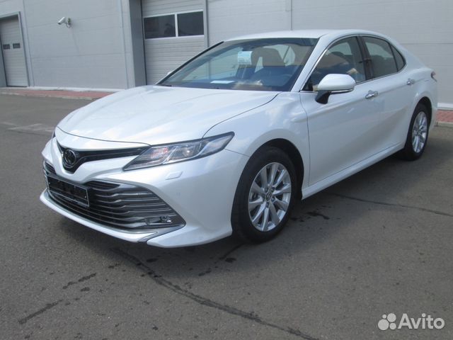 Toyota Camry 2.5 AT, 2019