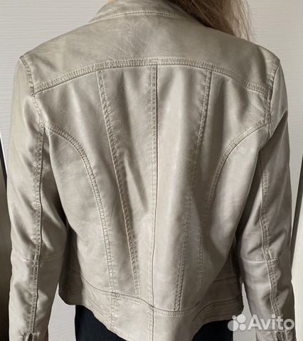 Куртка бежевая Куртка бежевая