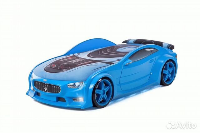 Кроватка машинка объёмная