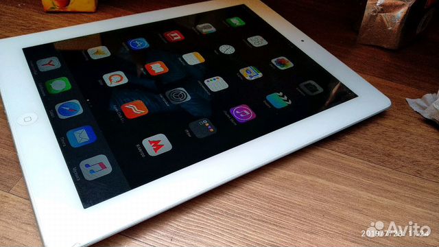 iPad 3 (64Gb sim+wi-fi)