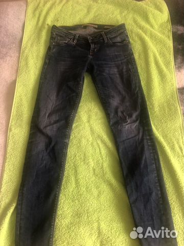 Джинсы Guess 25 размер, оригинал Джинсы Guess 25 размер, оригинал