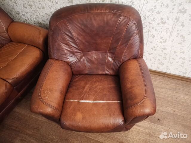 Продам комплект мягкой мебели